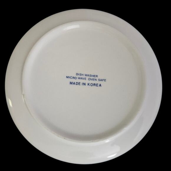 Vintage Blue Floral Covered Bowl w/ Lid Made in Korea Stoneware Kitchenware - Picture 5 of 5